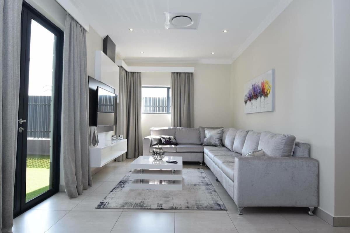 Апартаменты Elridge Living Боксбург Экстерьер фото